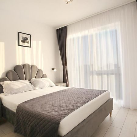 Apartament Prima Nufarul Ralu Oradea Buitenkant foto